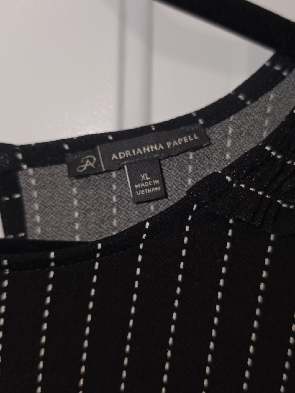 Adrianna Papell Black & White Pinstripe Blouse – Size XL - Picture 2 of 9